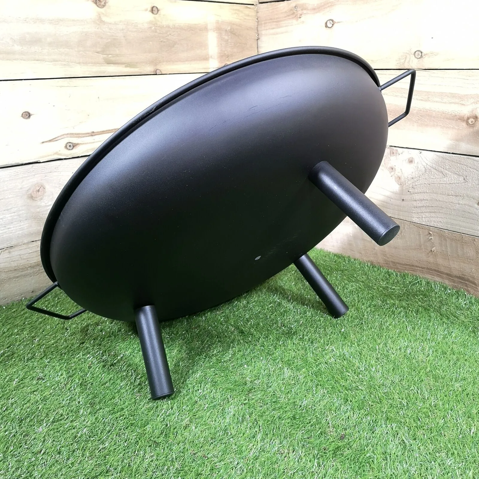 23" Round Metal Fire Pit Basket