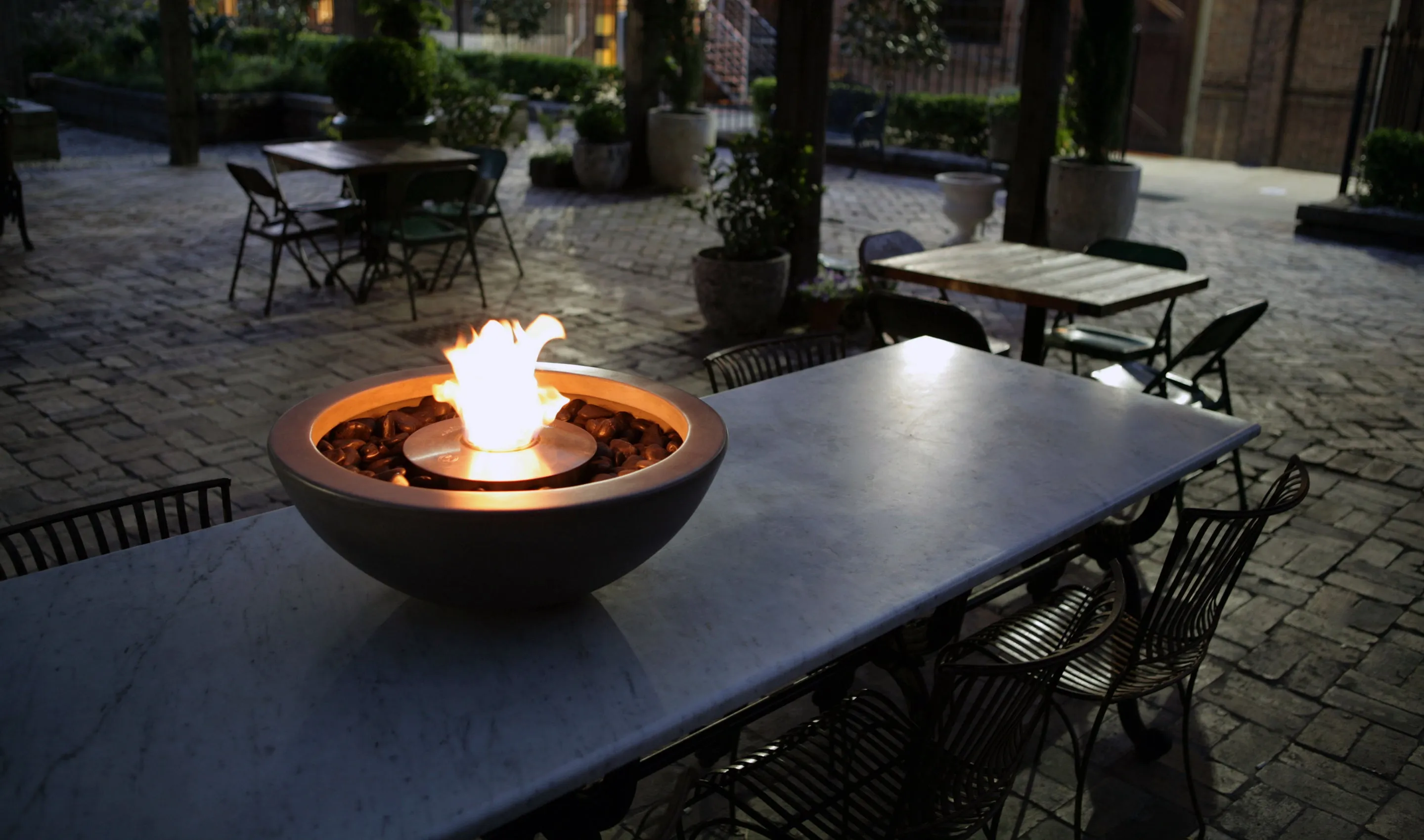 EcoSmart Fire Mix 600 Fire Pit Bowl with Bioethanol Sustainable Fuel