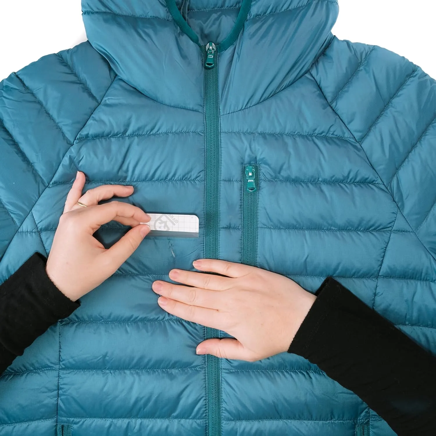 GEAR AID Tenacious Tape Mini Patches with Peel-and-Stick Adhesive Repairs Holes and Tears in Winter Gear, Down Puffer Jackets, Sleeping Bags, Tents and Rain Gear