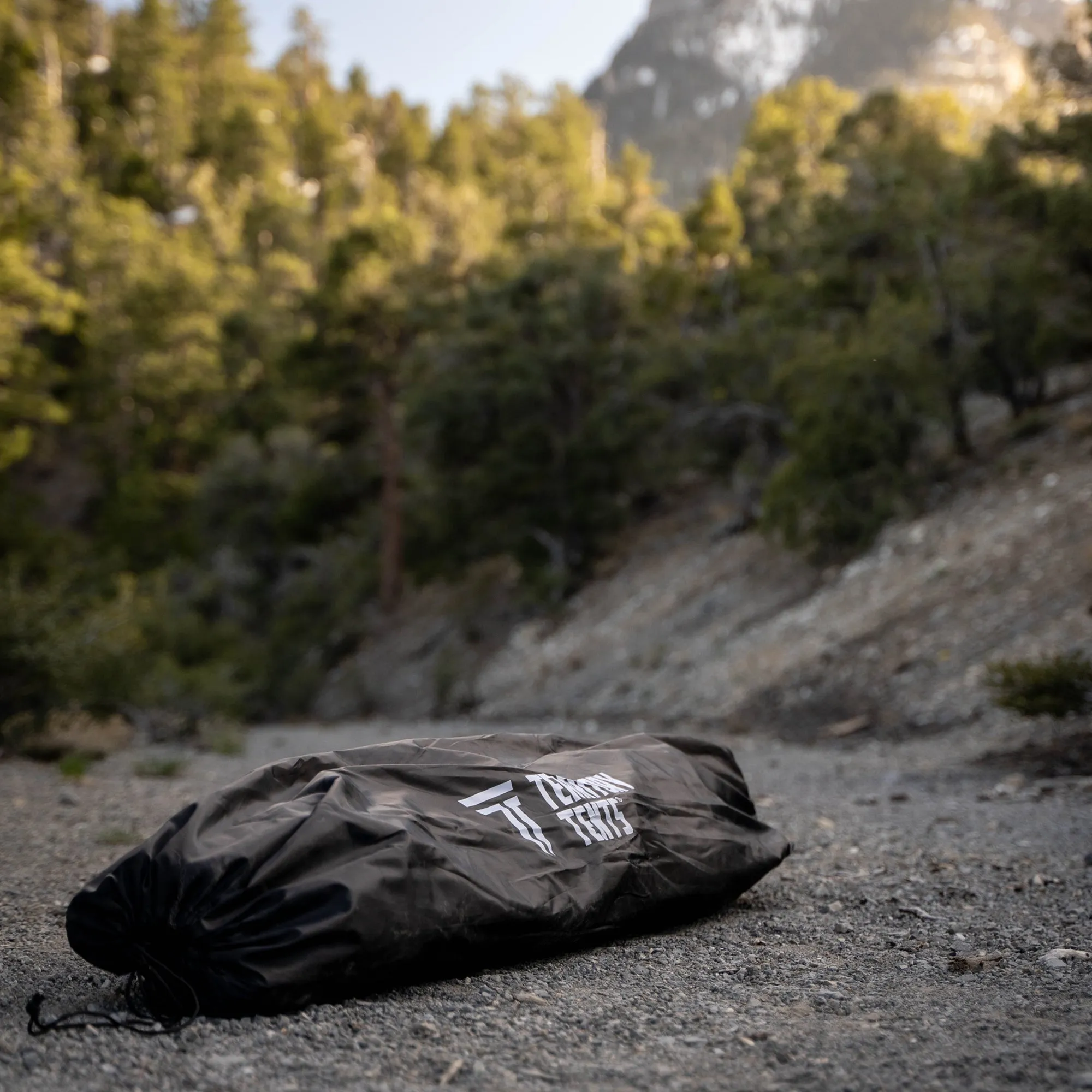 JET SET 4-PERSON TENT