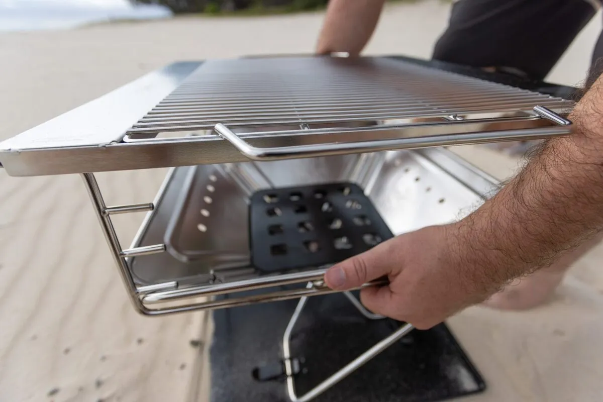 Portable Fire Pit & Grill