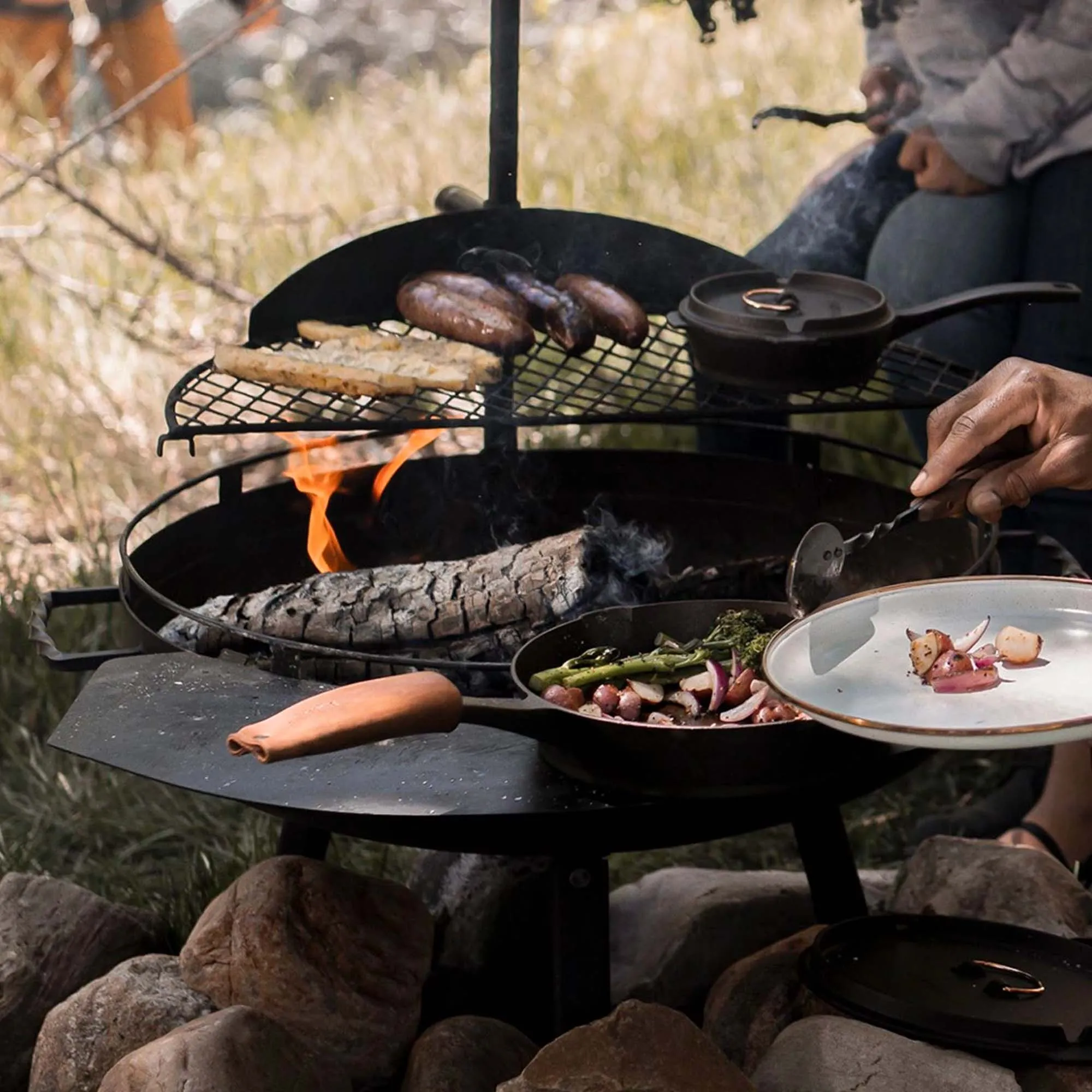 Rynx | Cowboy fire pit grill side table