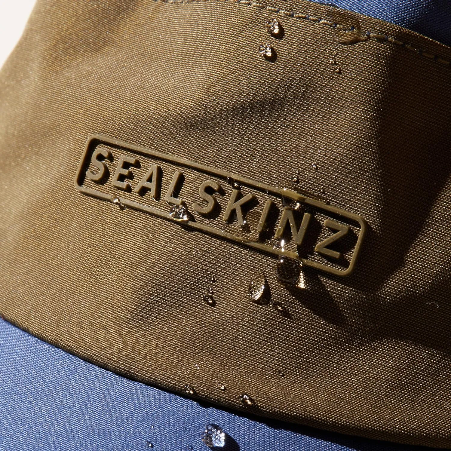 SEALSKINZ | Scole | Waterproof All Weather Zipped Pocket Cap Hat | Outdoor Headwear | Running & Hiking | Includes Zip Pocket